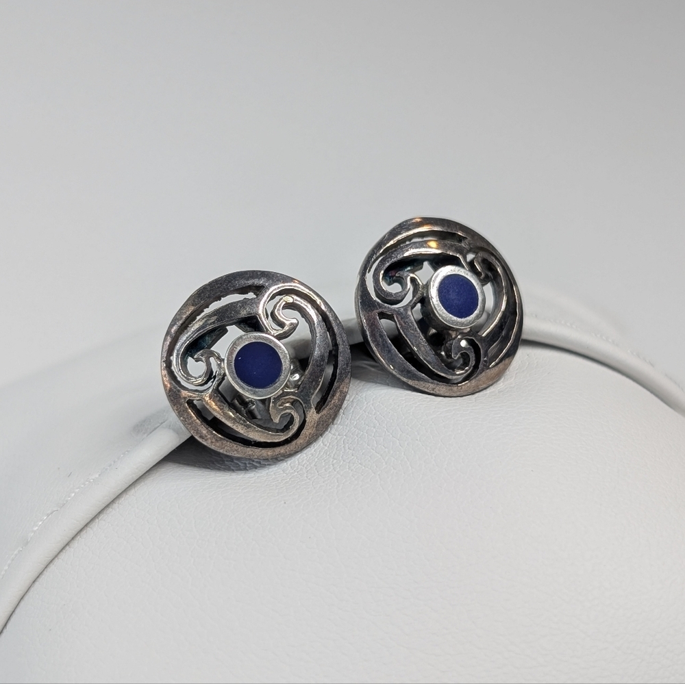 1970s Sterling Southwest Earrings - Vintage Everyday 925 Silver Jewelry - Picture 5 of 9